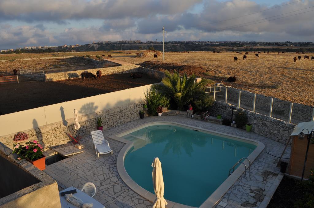 Casa Vacanze Agriturismo Cilone Affittacamere Ragusa Esterno foto